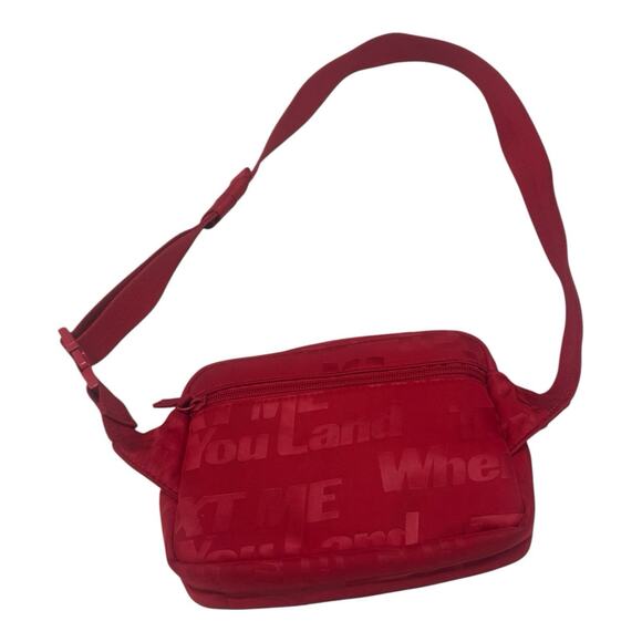 BEIS - The Belt Bag - New with tags - Text Me Red Colorful Dopamine Fashionable - Picture 1 of 13